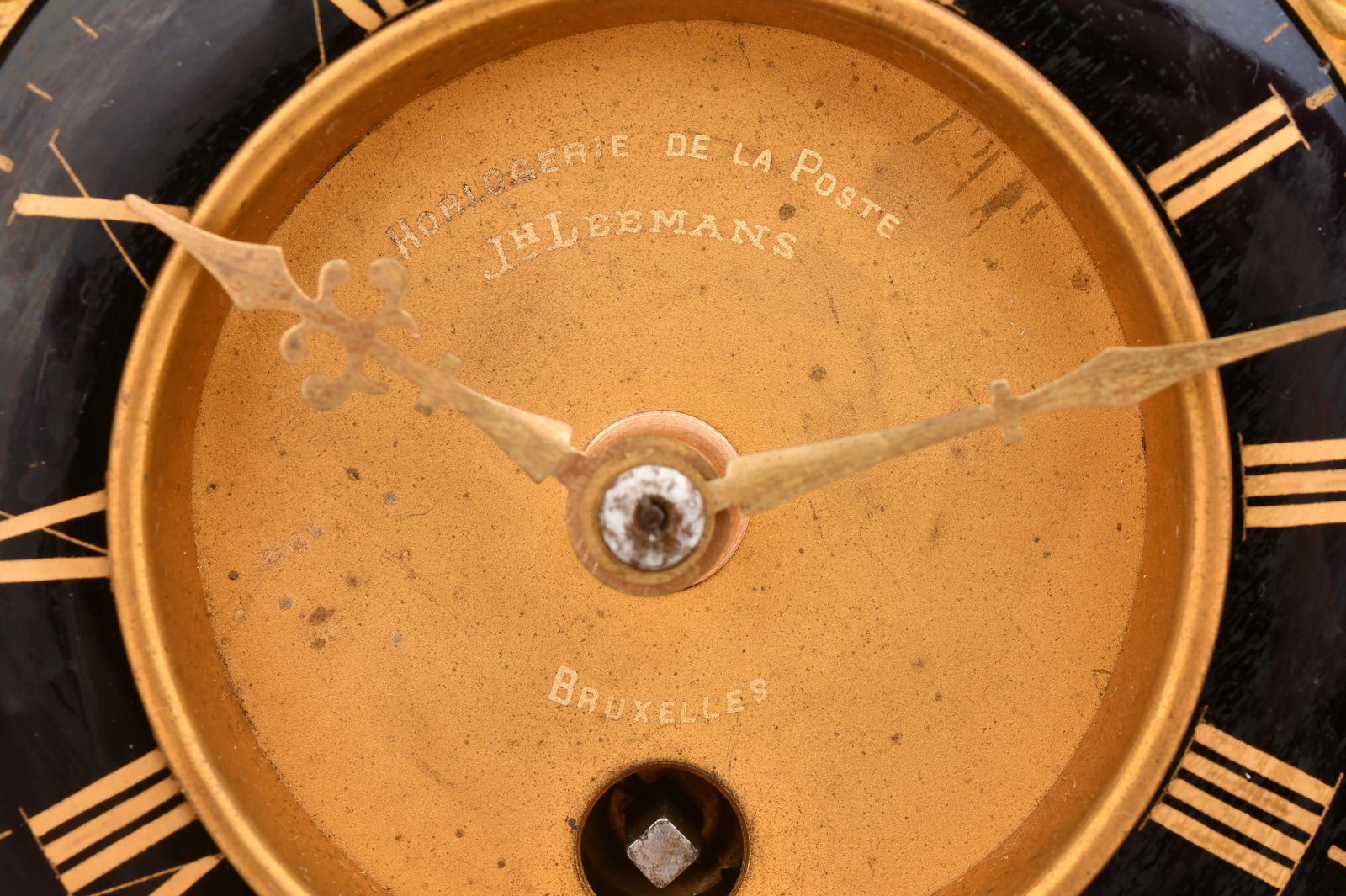 An Inverted Pendulum Mantel Clock - 5