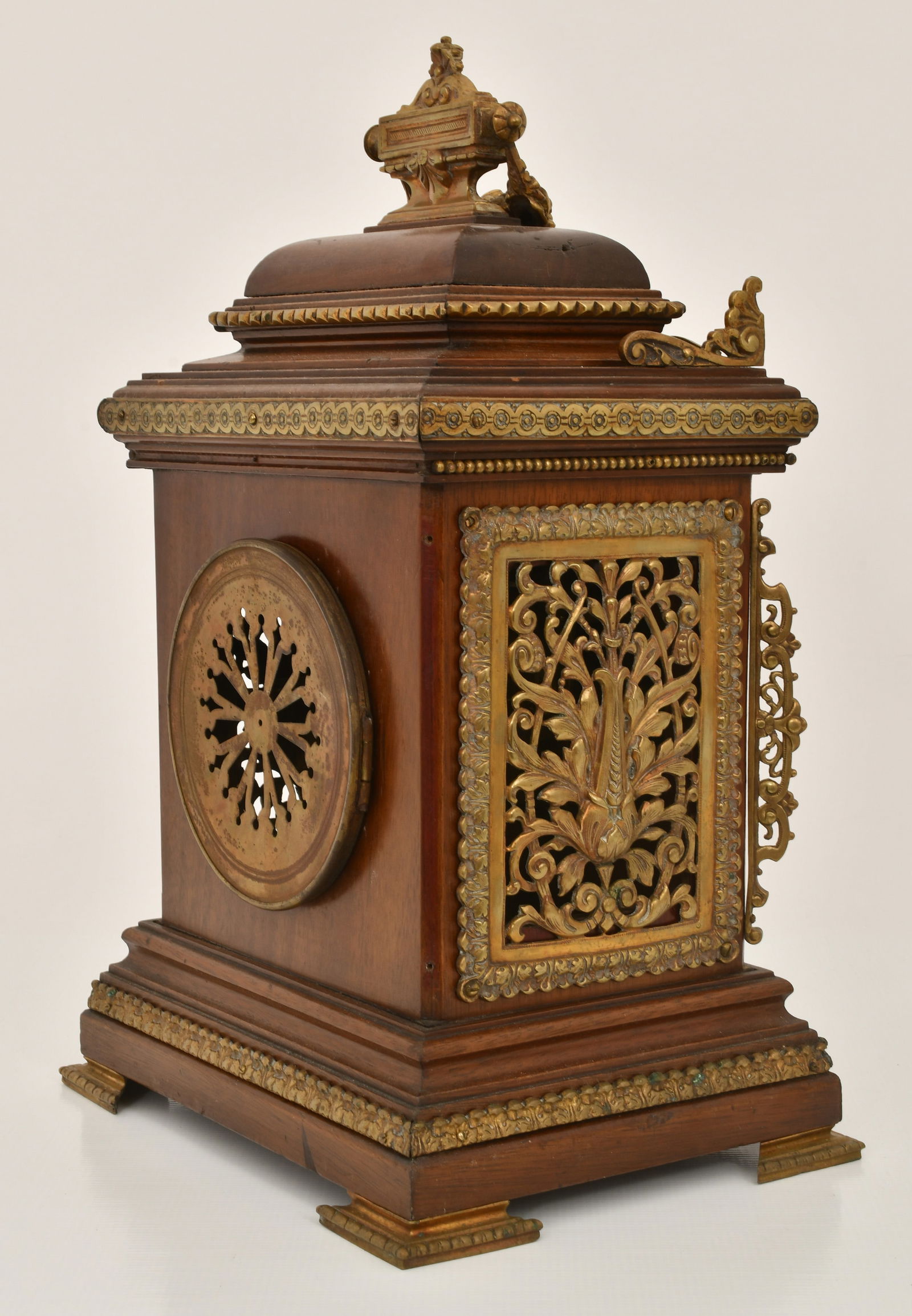 French Brass-Mounted Oak Bracket Clock - 6