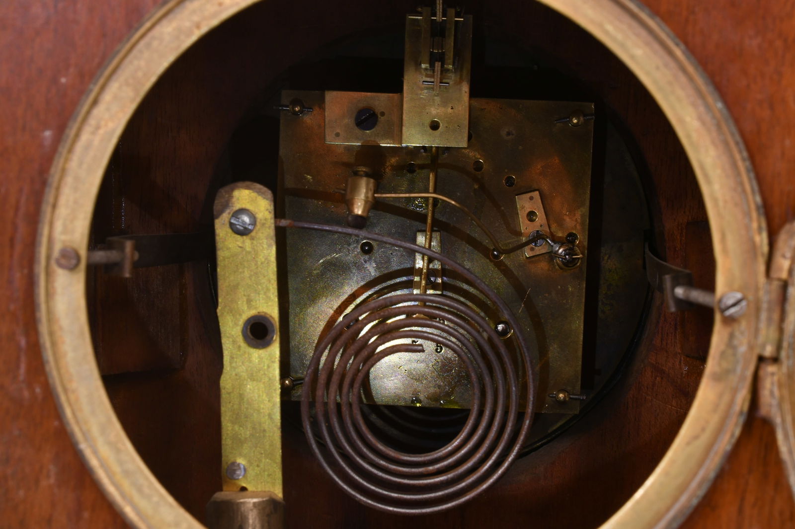 French Brass-Mounted Oak Bracket Clock - 7