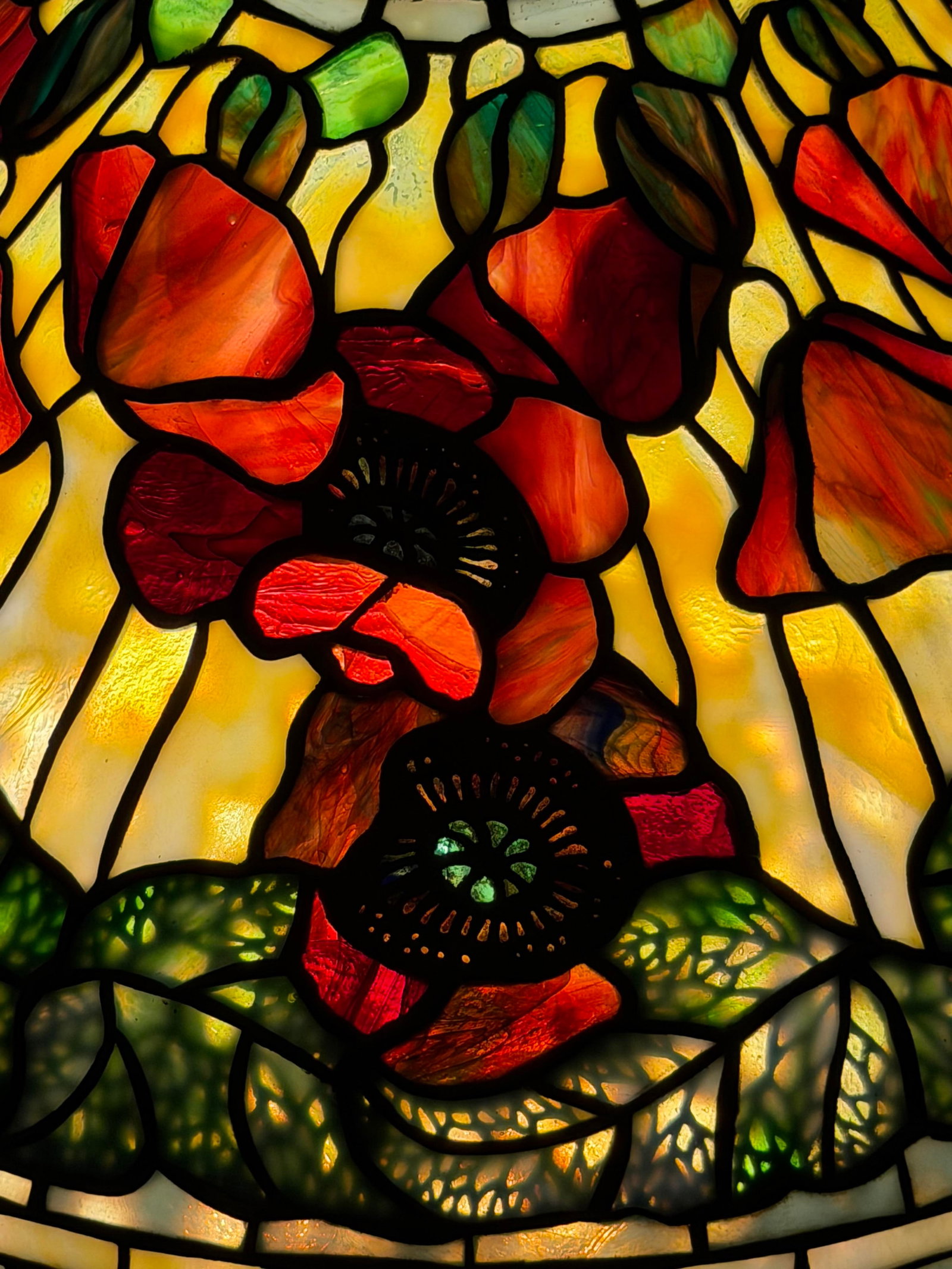 Tiffany Studios "Poppy" Table Lamp - 2