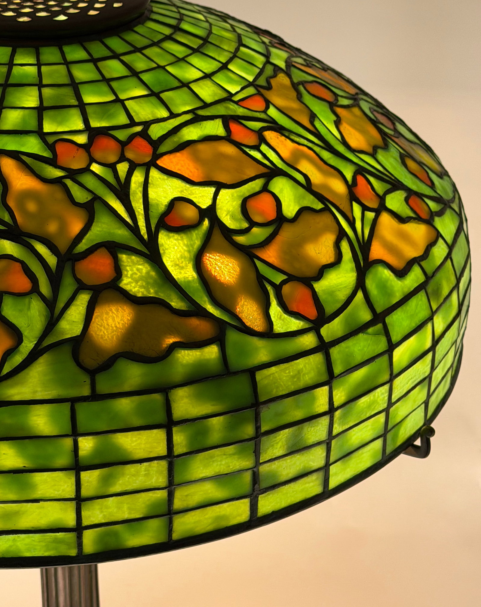 Tiffany Studios "Oak Leaf" Table Lamp - 4