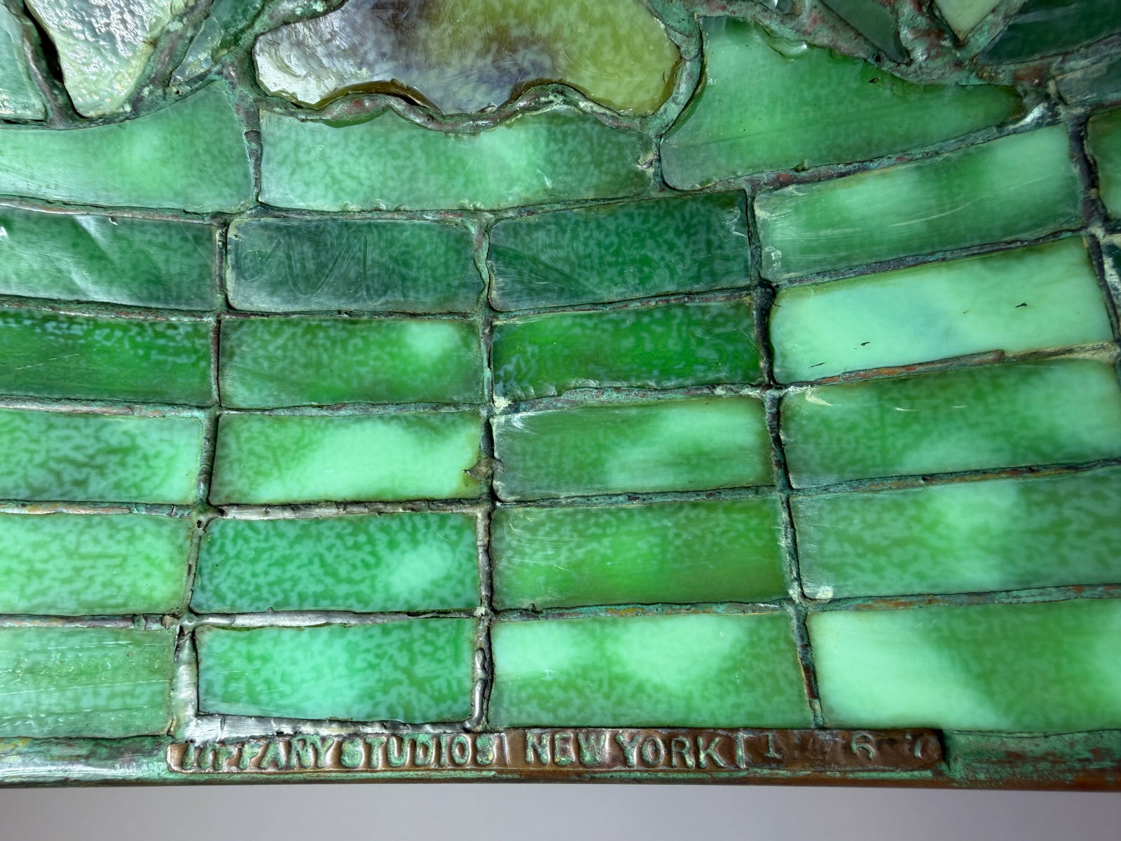 Tiffany Studios "Oak Leaf" Table Lamp - 5