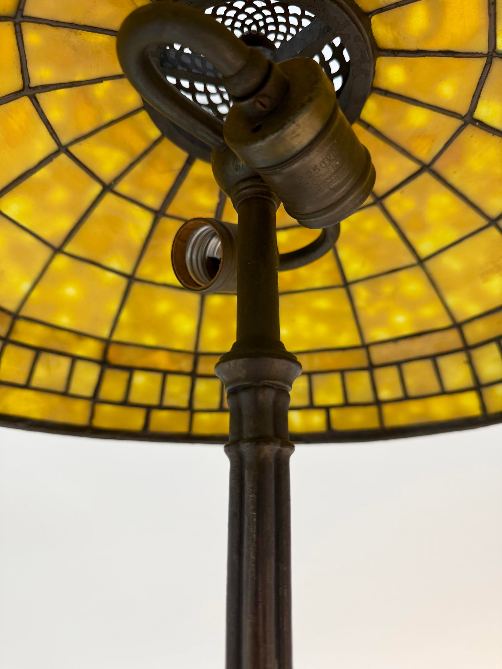 Tiffany Studios Dichroic "Colonial" Table Lamp - 6