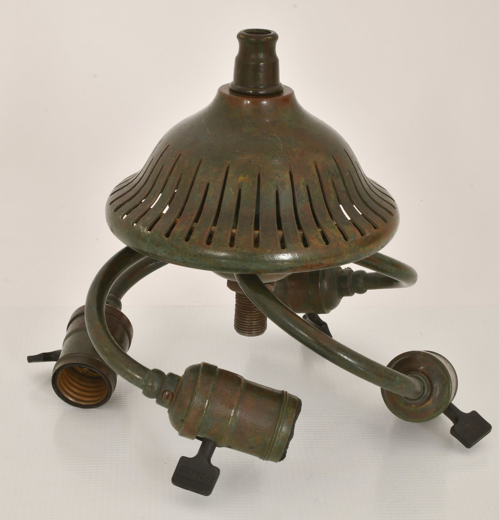 Tiffany Studios, Two Socket Clusters - 4