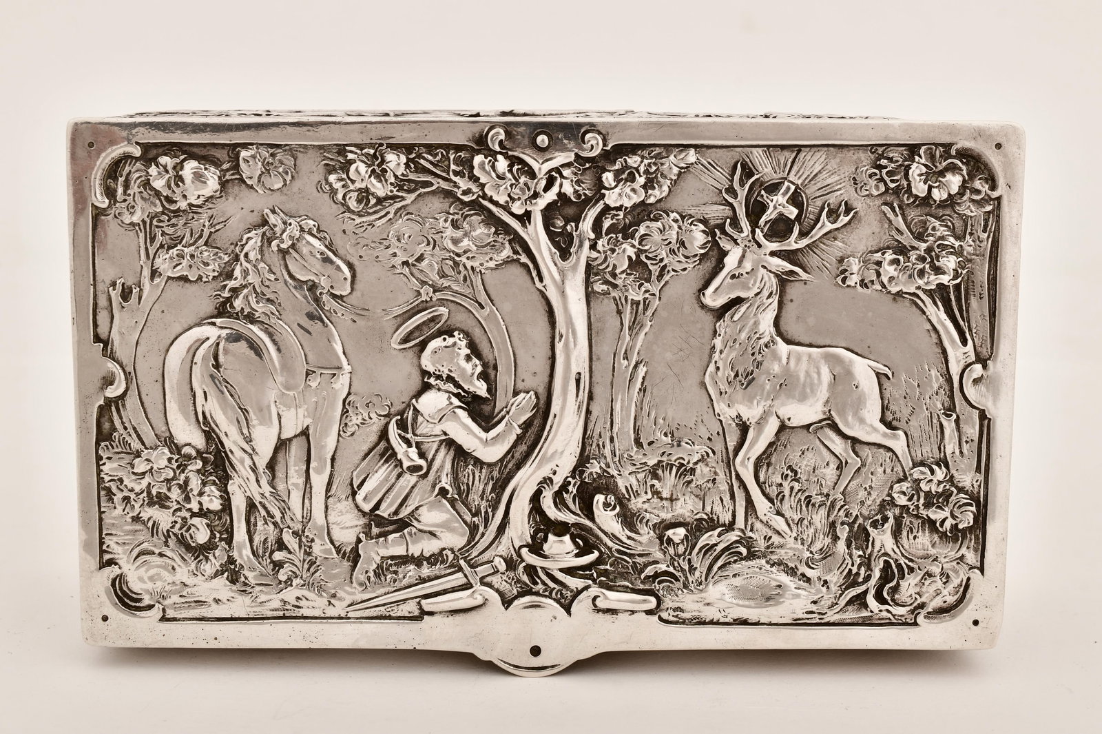 Continental Silver Repoussé Box - 5