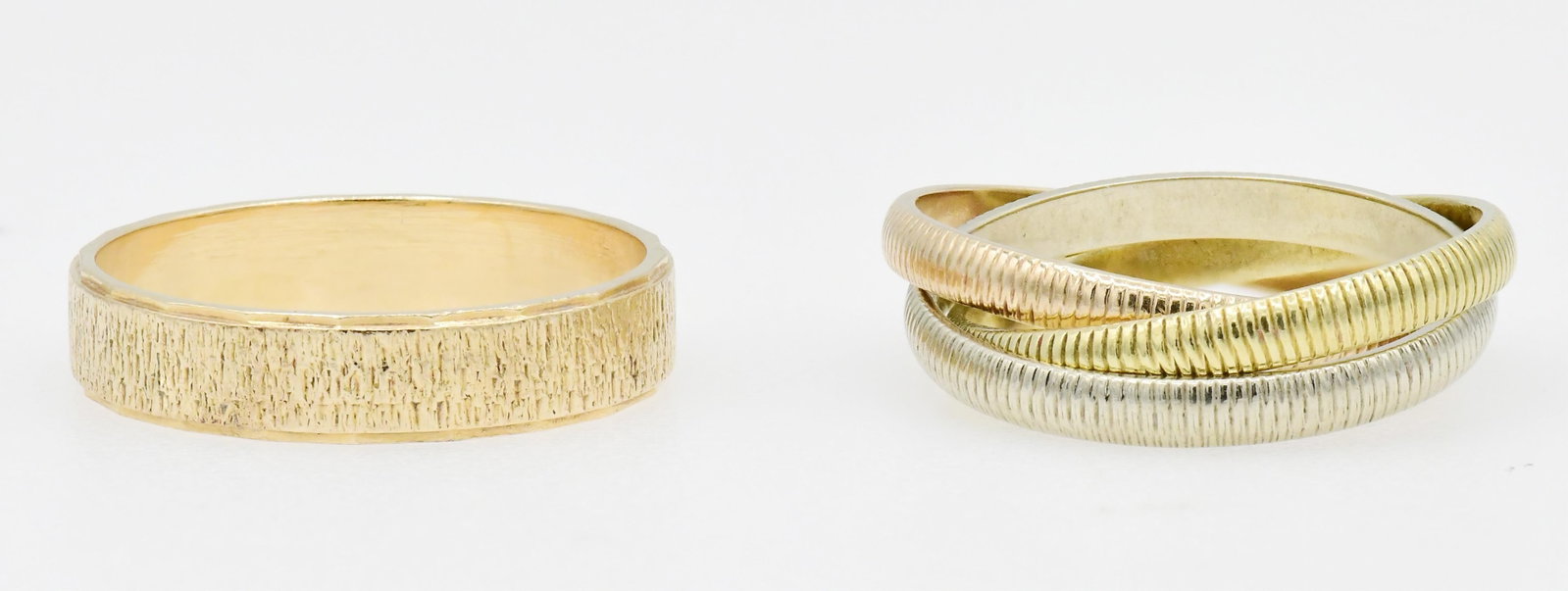 Two 18K Gold Rings - 4