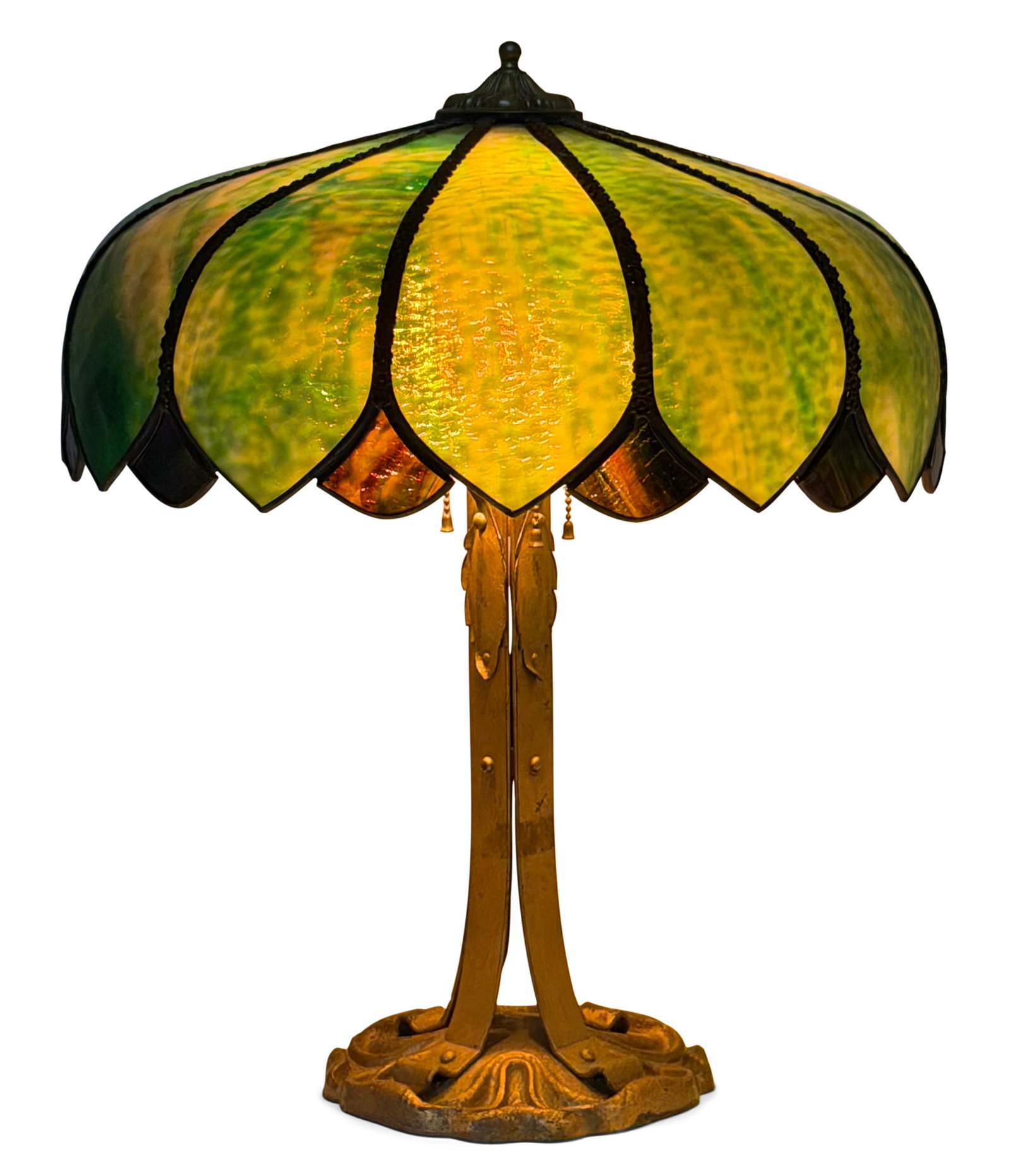 Bradley & Hubbard "Lotus Leaf" Table Lamp: Bradley & Hubbard Mfg. Co. (Meriden, CT, 1852-1940) "Lotus Leaf" Table Lamp early 20th century gilt metal, glass 22 x 18 inches Provenance: Property from a Massachusetts Collector