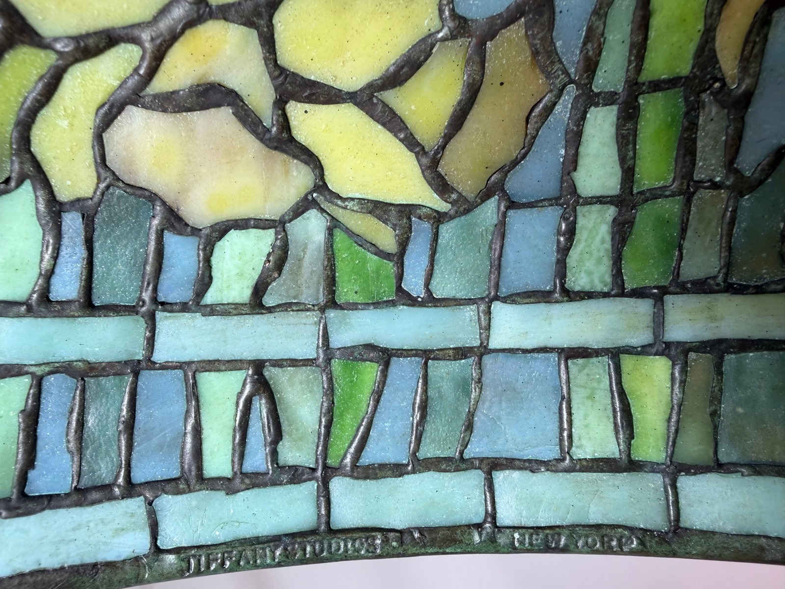 Tiffany Studios "Daffodil" Table Lamp - 7