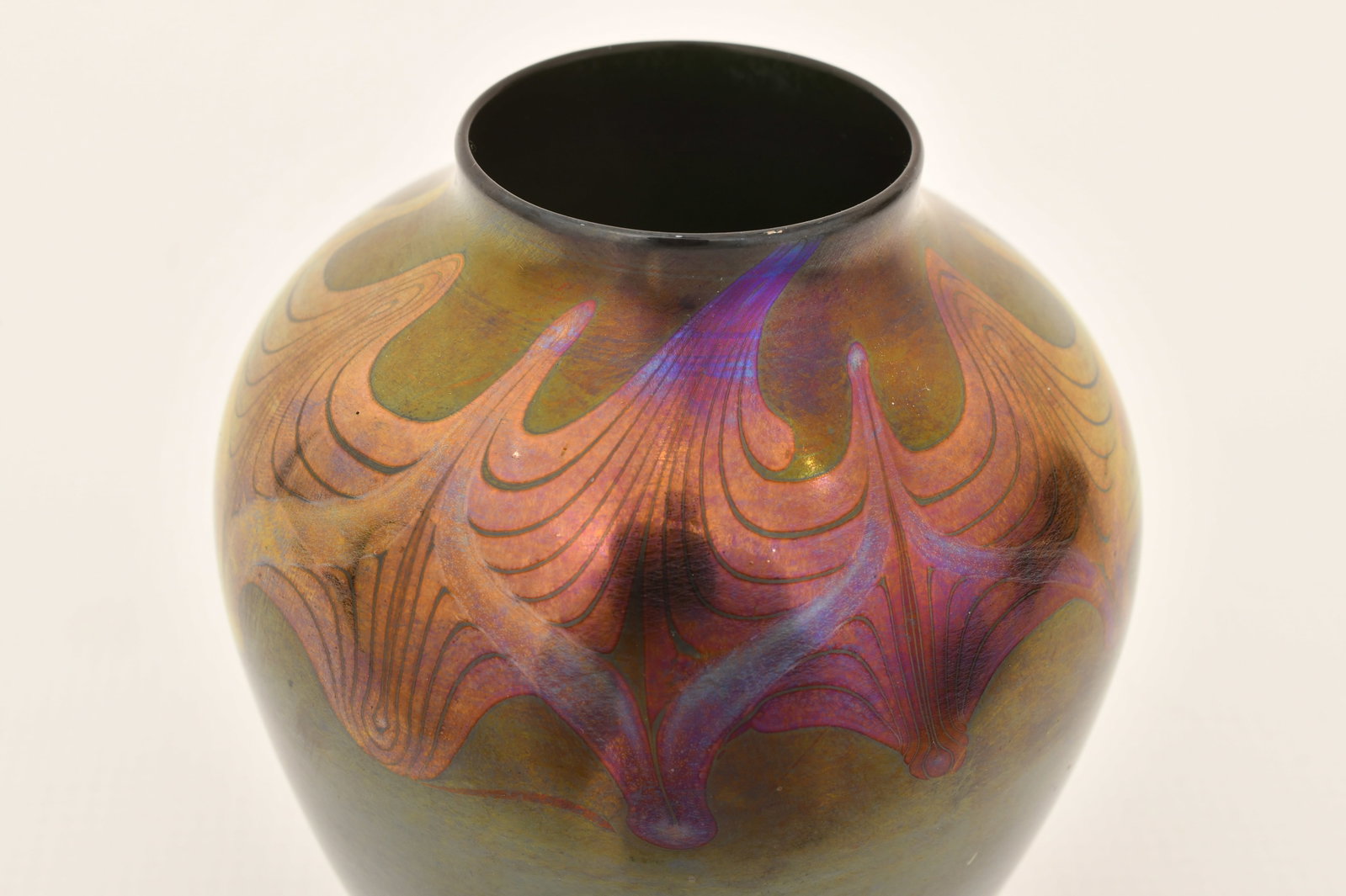 Tiffany Studios Decorated Vase - 3