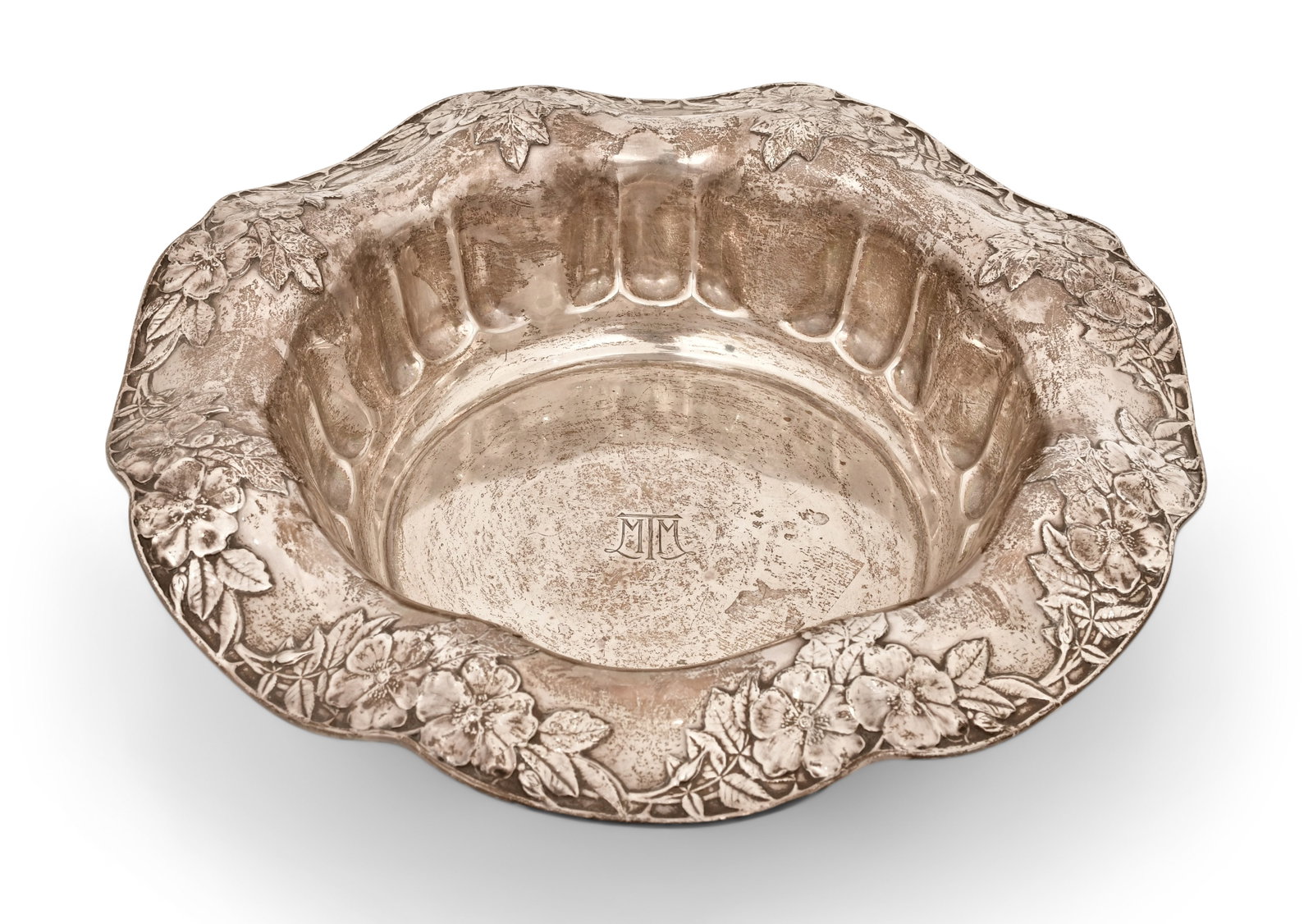 Tiffany & Co. Sterling Silver Fruit Bowl (1 of 6)