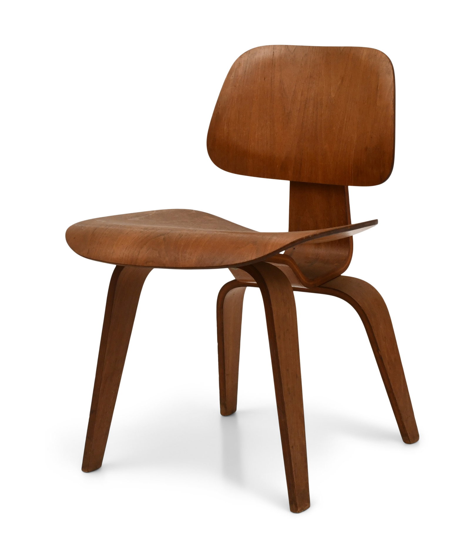 Charles Eames (1907-1978) & Ray Eames (1912-1988), Molded Plywood Lounge Chair (LCW) (1 of 6)