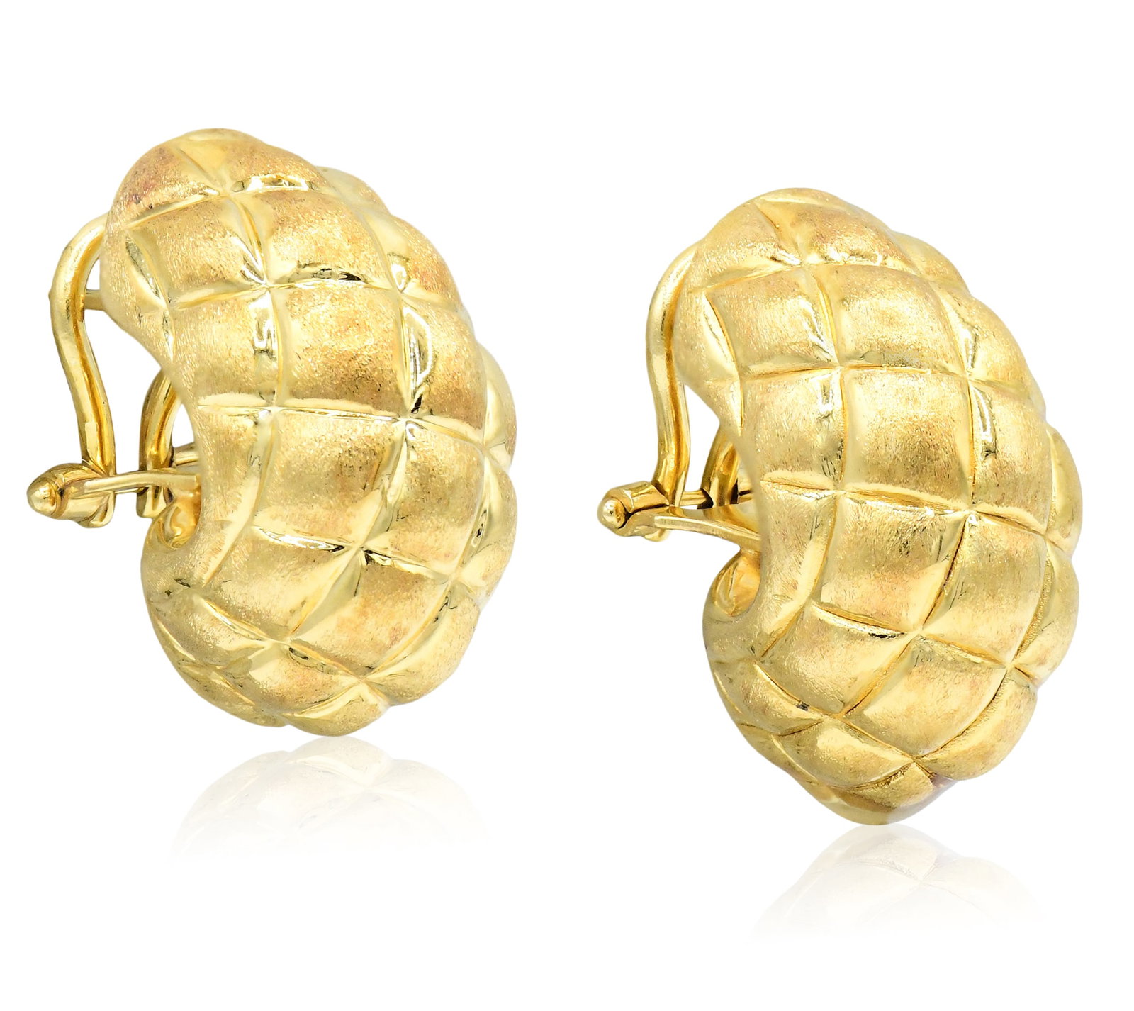 18K Yellow Gold Italian Earrings: 18K Yellow Gold Italian Earrings • makers mark: OTC • 7/8 inch (length) • 4.4 dwt (total weight) Provenance: Private Collection, Michigan Other Notes: Fontaine's Auction Gallery can 
