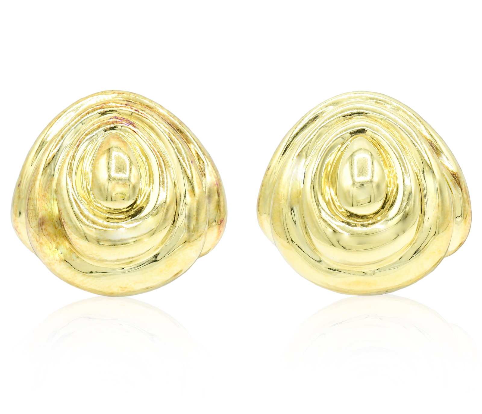18K Yellow Gold Earrings: 18K Yellow Gold Earrings • 1 1/8 inches (length) • 8.0 dwt (total weight) Provenance: Important Private Collection, Massachusetts Other Notes: Fontaine's Auction Gallery can arrange shippi