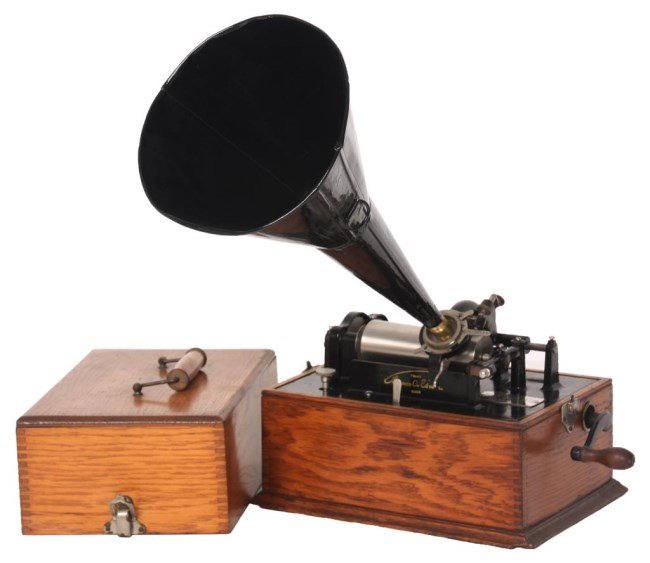 Edison Standard Suitcase Model Phonograph: Edison Standard Suitcase Model Phonograph. Square oak case with finger jointed corners on the base and lid attached with 2 clips on the sides, black painted horn measures 17 in. long x 8 in. dia. Spri