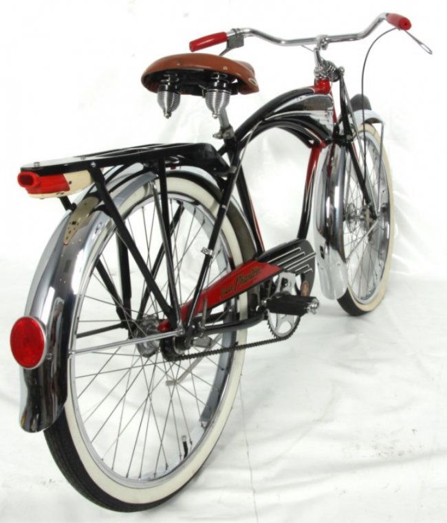 black phantom schwinn bike