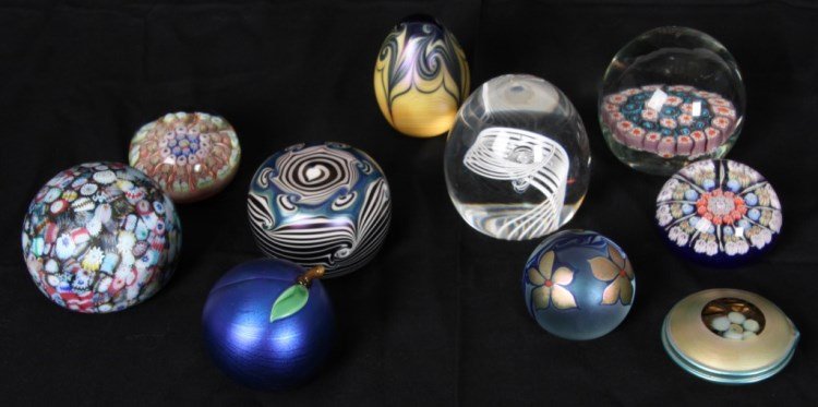 Lot of 10 Artglass Paperweights: Lot of 10 Artglass Paperweights. Orient & Flume Pulled Feather egg, 2 unsigned Perthshire paperweight, Steuben white swirl orb, external millefiori orb, unsigned millefiori orb with cobalt bottom, Lev