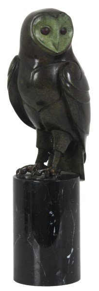 David Meredith Bronze Owl: David Meredith Bronze Owl. 20th century bronze sculpture of a barn owl with dark brown patina throughout the body and light green patina in the face, standing on a cylindrical black marble column. Sig