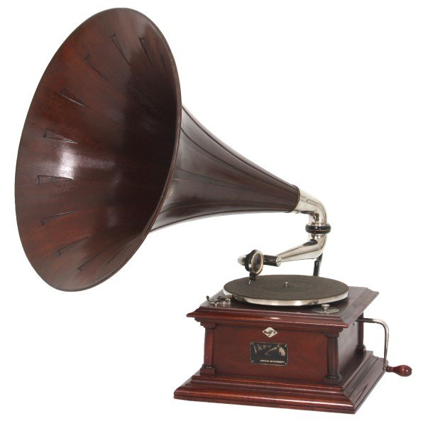 Victor Style Vic IV Mahogany Phonograph: Mahogany case with turned corner columns, 10 in. double spring driven turntable with crank on the right side, rear mounted support arm is painted black with gilt stenciling; nickel silver tone arm wit