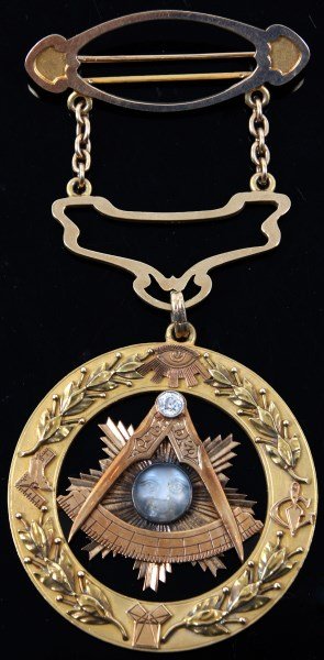 14k Gold, Diamond & Moonstone Masonic Badge (1 of 7)