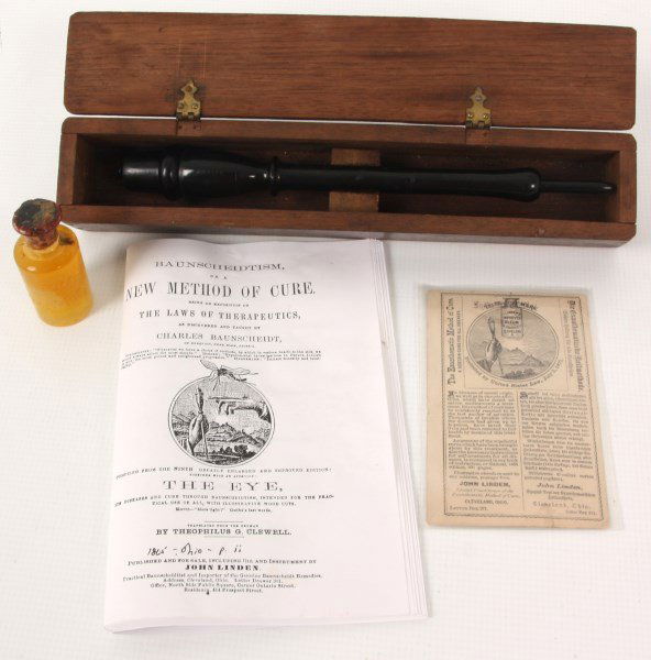 Lebenshwecker w/ Book & Wood Case (1 of 5)