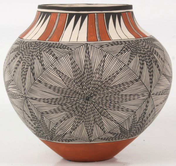 Large Native American Acoma Pottery Bowl (1 of 3)