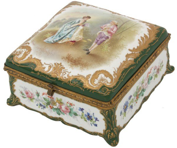 Sevres Decorated Porcelain Box (1 of 10)