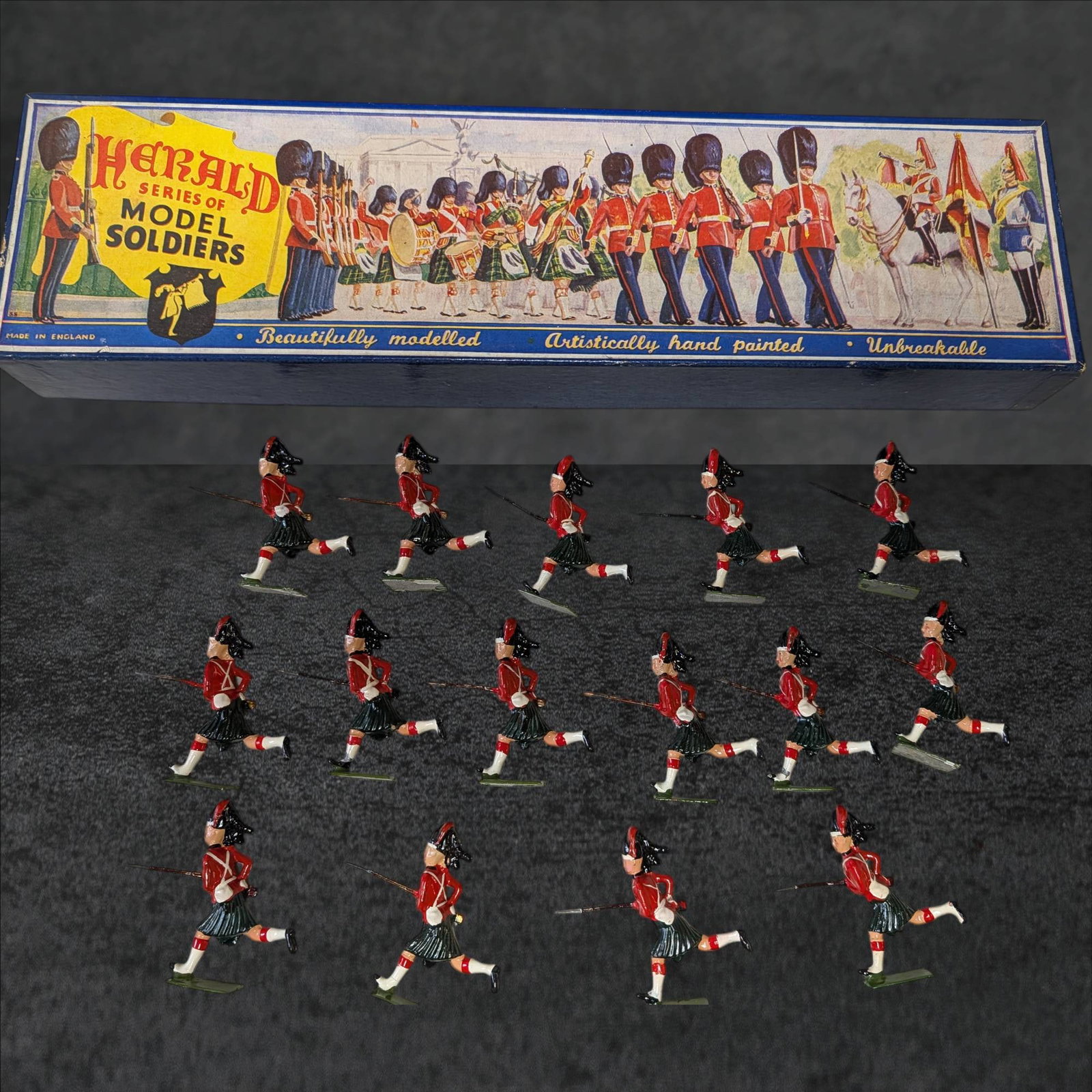 Herald Series of Model Soldiers: 16 Hand-Painted Metal Figures in Original Box (1 of 4)