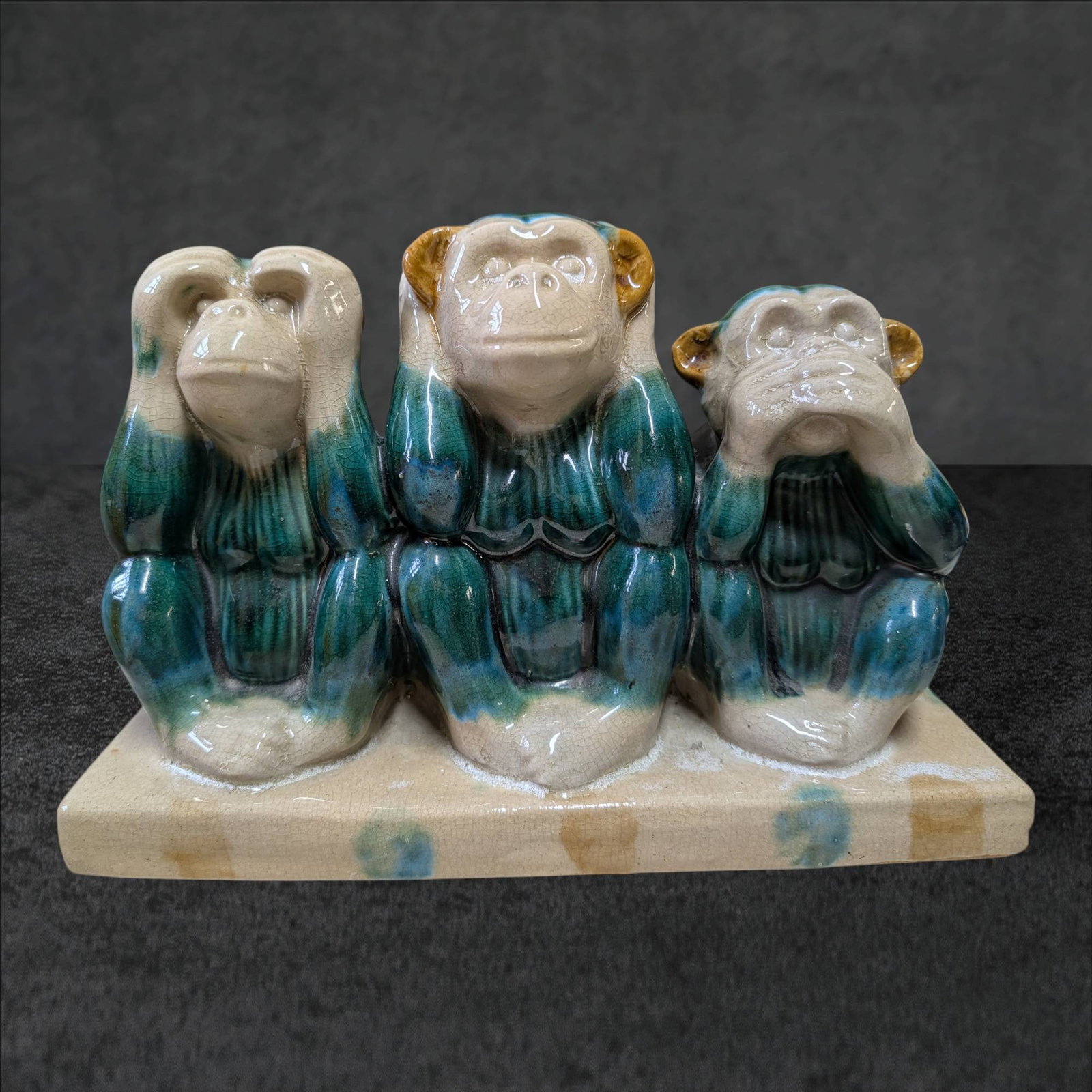 Antique Italian c1930s Art Pottery â€˜See, Hear, Speak No Evilâ€™ Monkey Figurines (1 of 4)