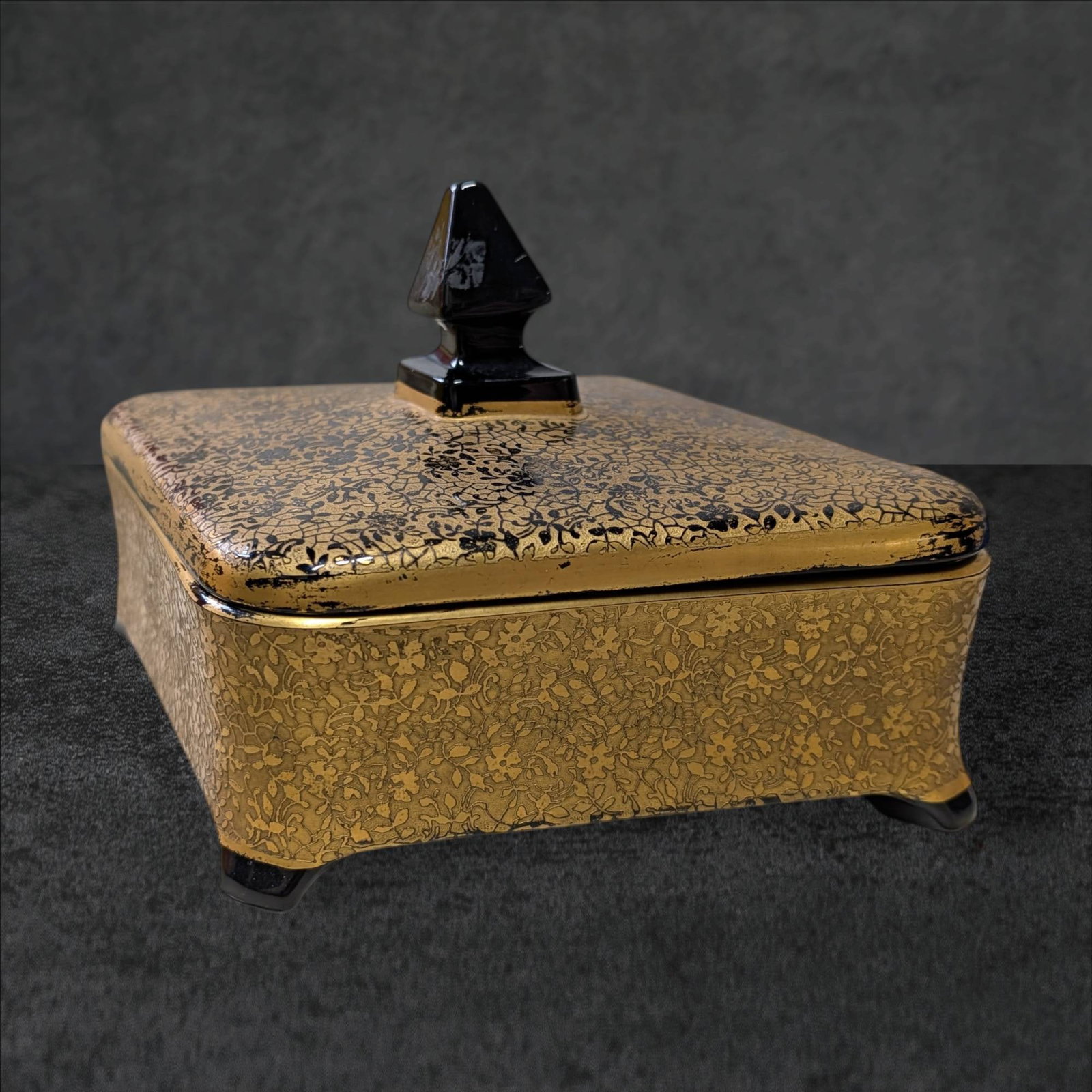 F.B. & Company Amethyst Glass Divided Candy Jar with 22K Gold Overlay, 9.5 x 7 x 5 Inches (1 of 4)