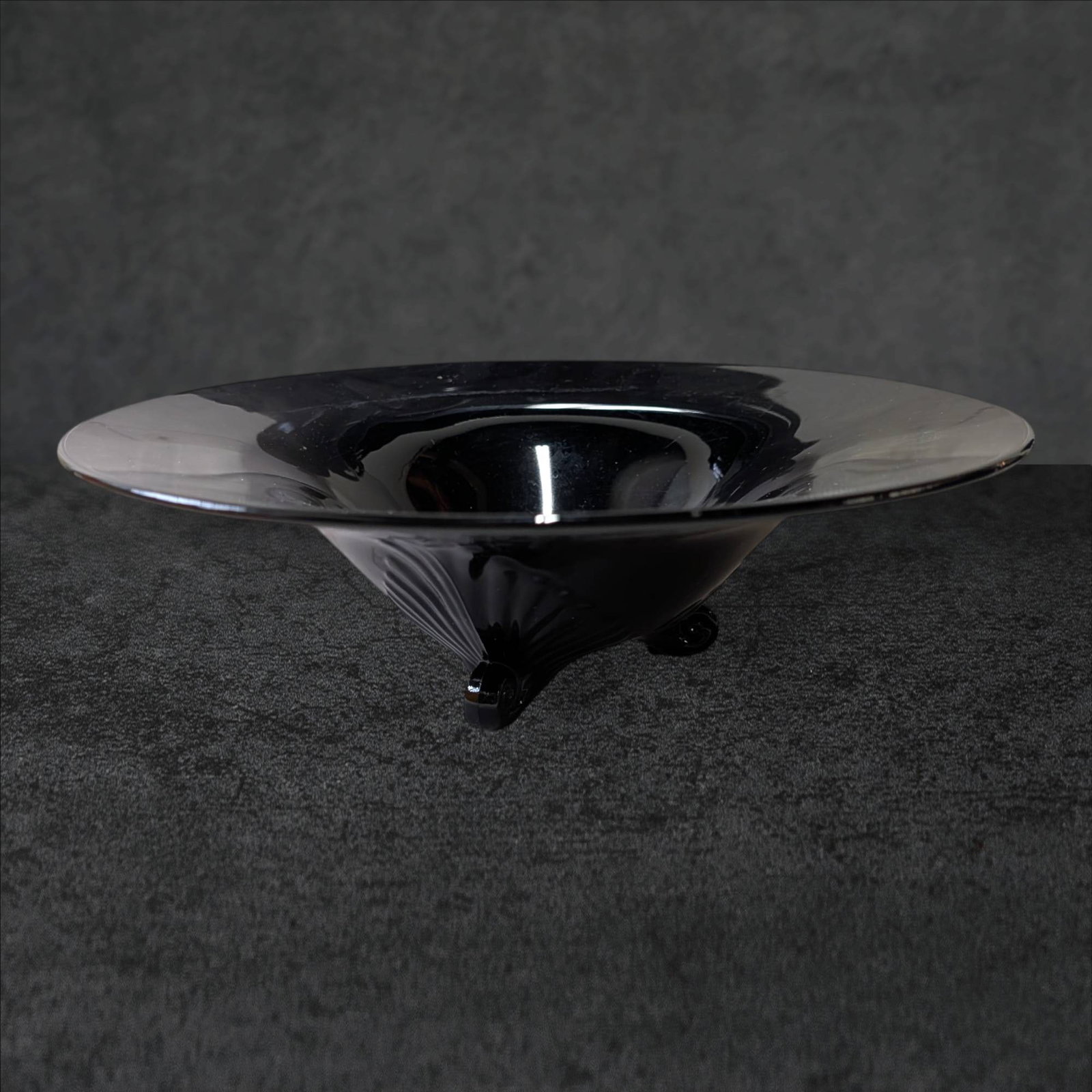 Art Deco Black amethyst Bowl with Scrolled Feet, 12-inch Diameter (1 of 4)