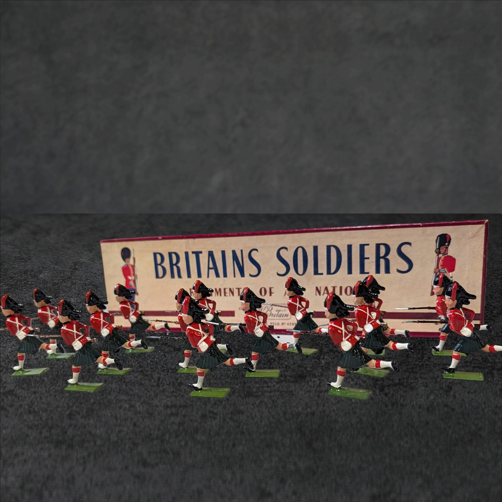2-Inch Britains LTD. Lead Soldiers in Original Box (1 of 4)