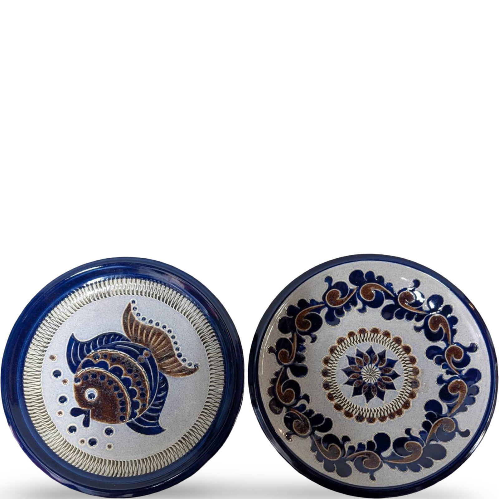 Two German Handarbeit 8-Inch Decorative Plates with Blue Motifs (1 of 5)