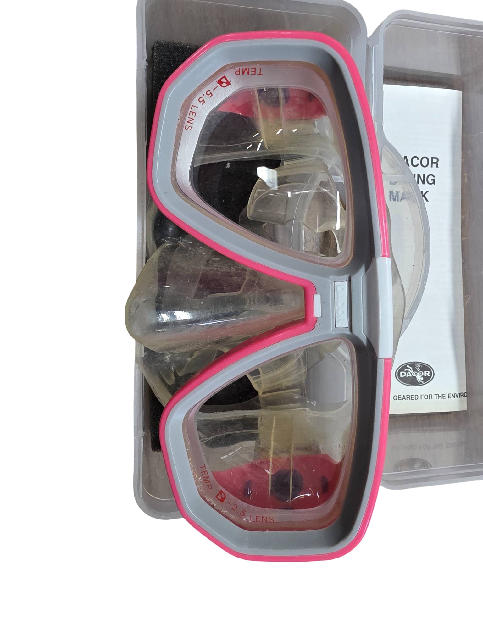 Dacor Diving Mask with Replaceable Lenses and Original Case - 3