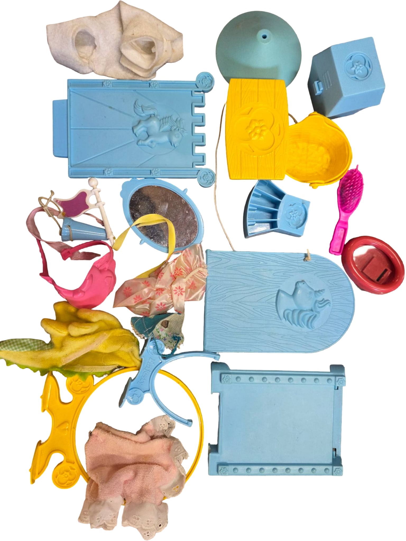 My Little Pony Playhouse Pieces and Accessories Assortment (1 of 1)