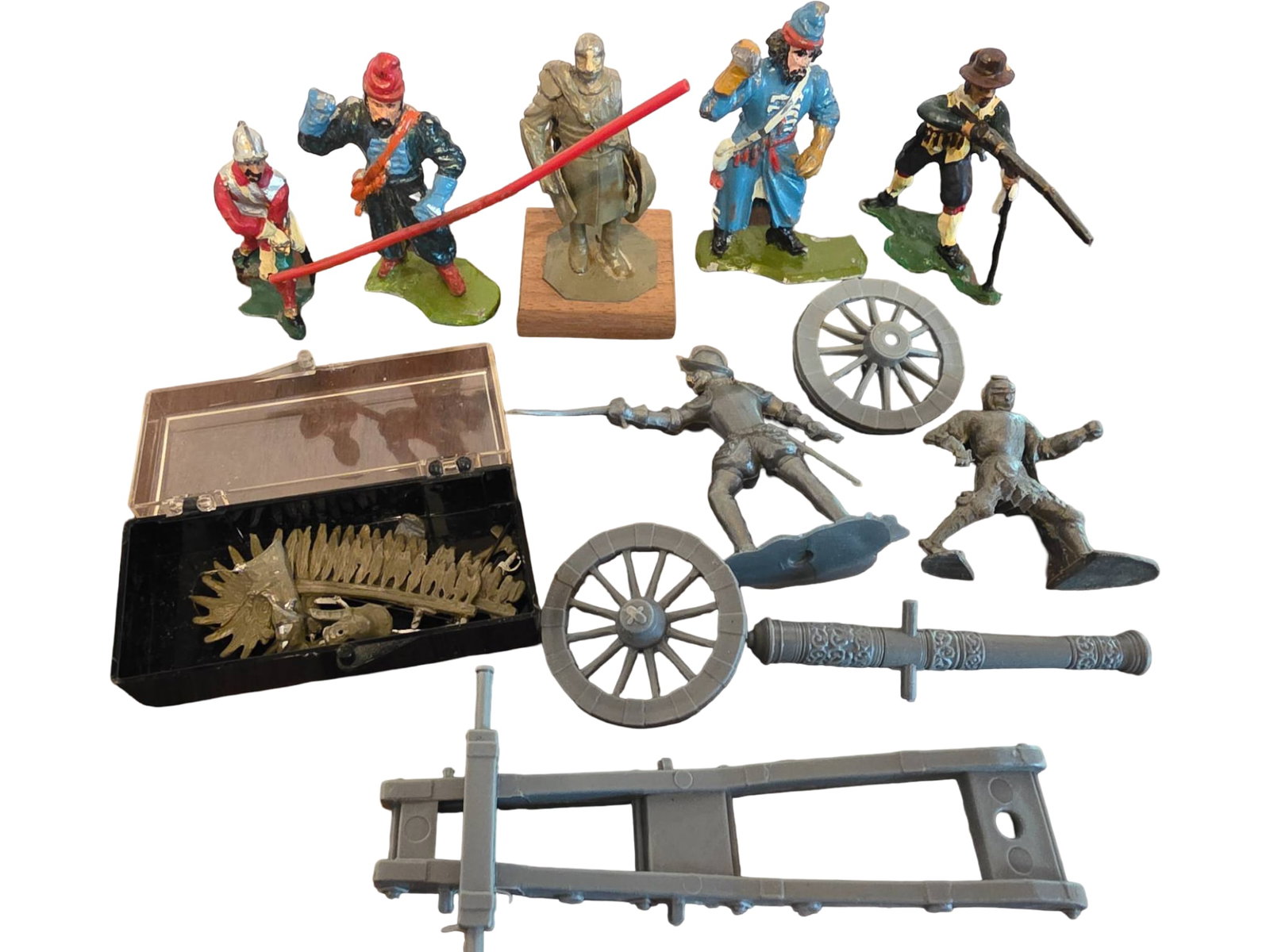 Five Painted Metal Soldiers and Artillery Model Kits (1 of 2)