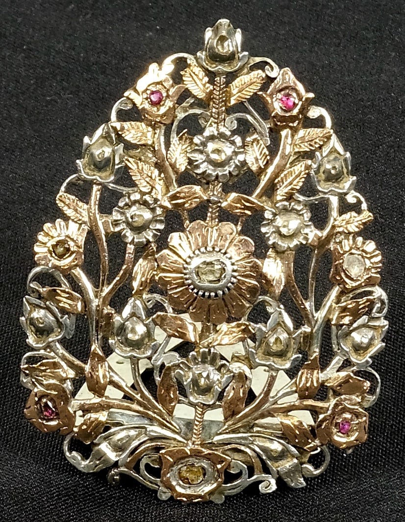 Art Deco Gold, Silver, Rubies and diamonds Fur Clip (1 of 4)