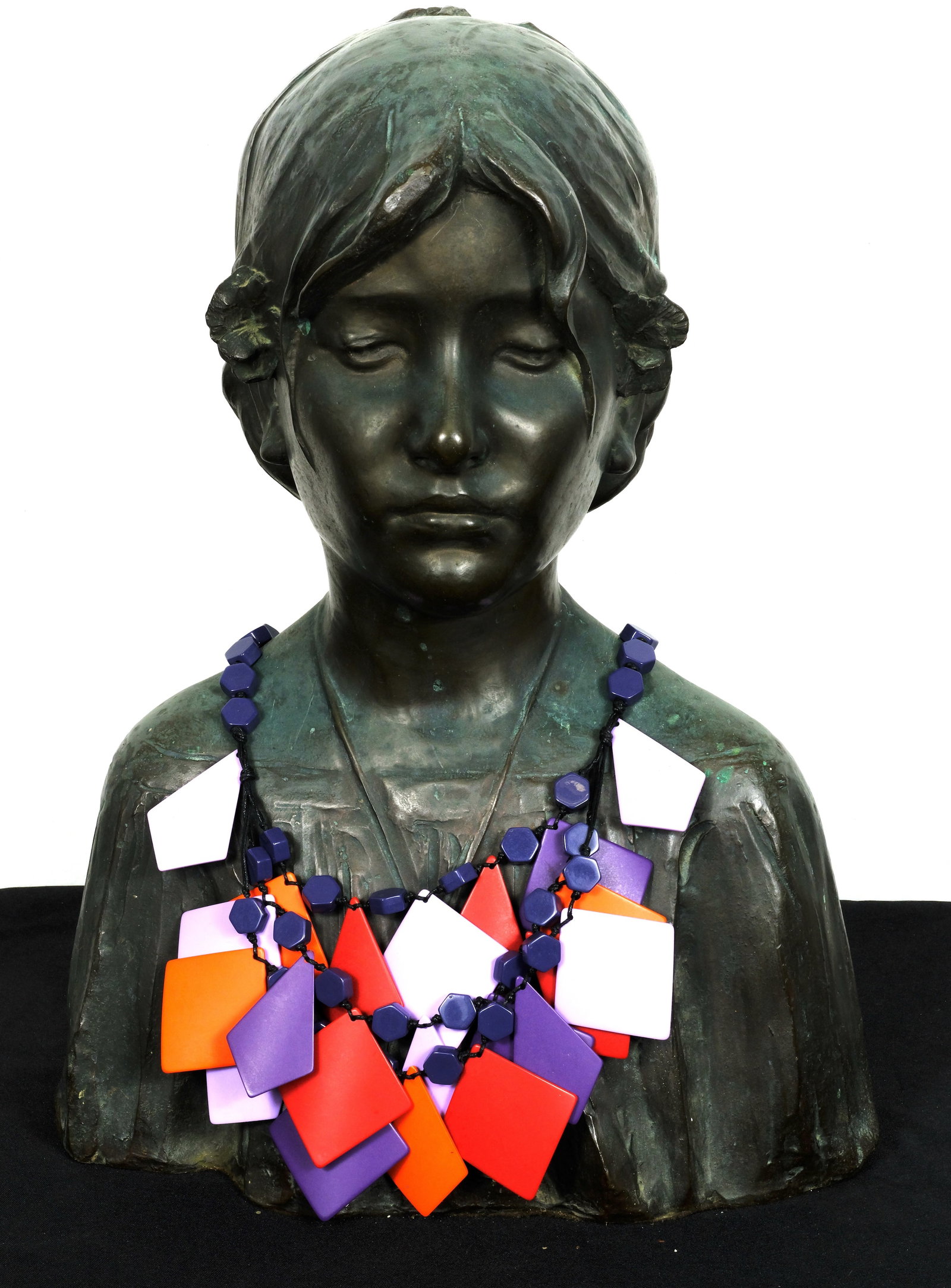 Save the Queen Purple and orange Necklace: Save the Queen Italian Necklace Length 30 inches