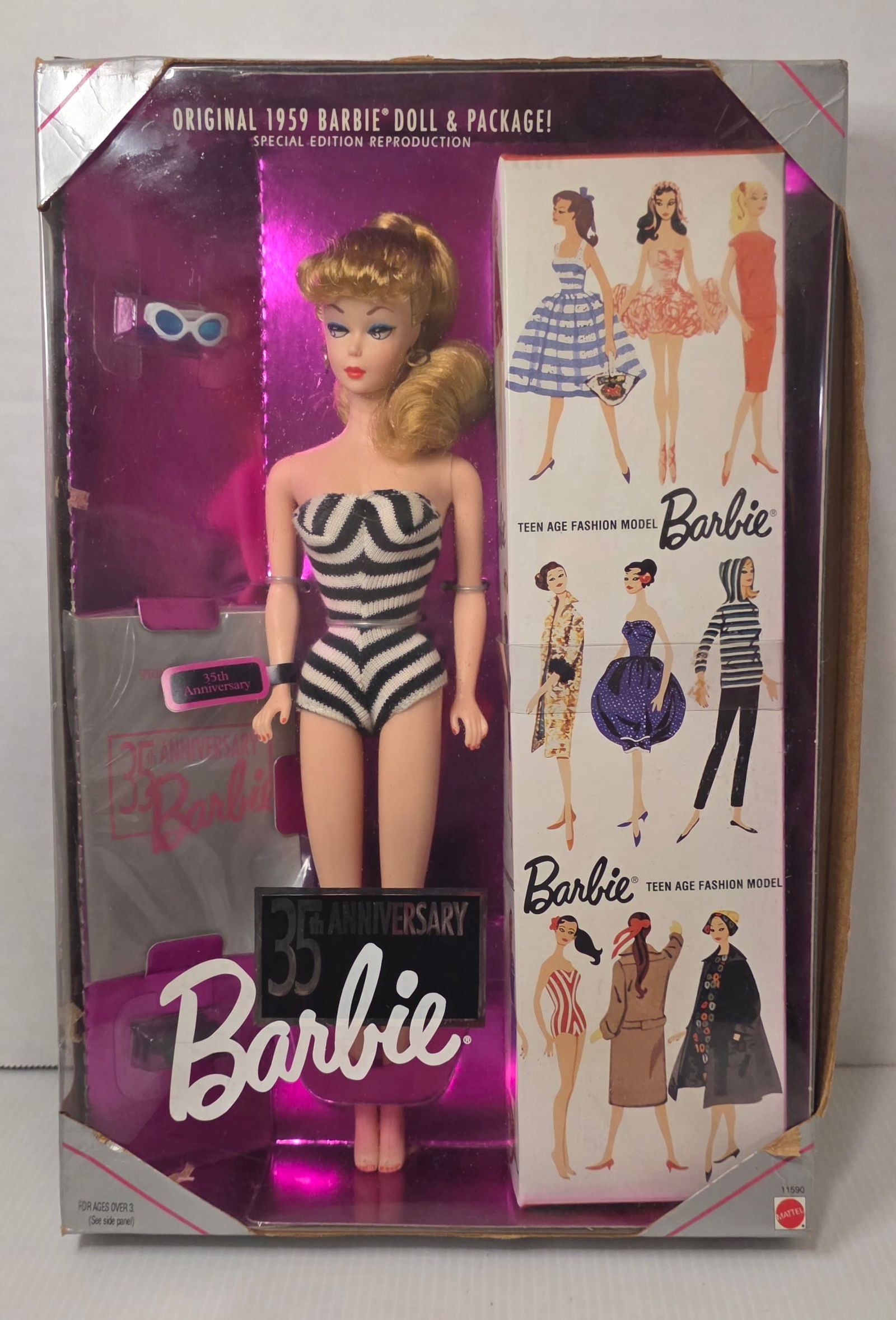 1993 Mattel 35th Anniversary 1959 Barbie Reproduction (Box Wear) (1 of 13)