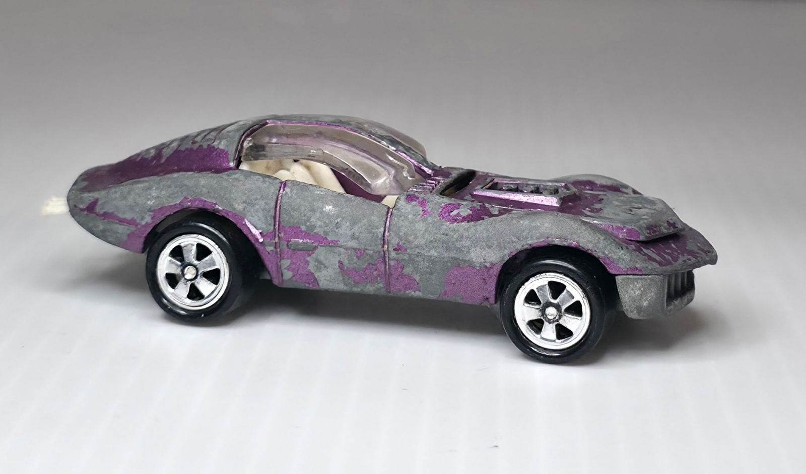 Vintage Topper Johnny Lightning Custom Mako Shark (Playworn) (1 of 14)