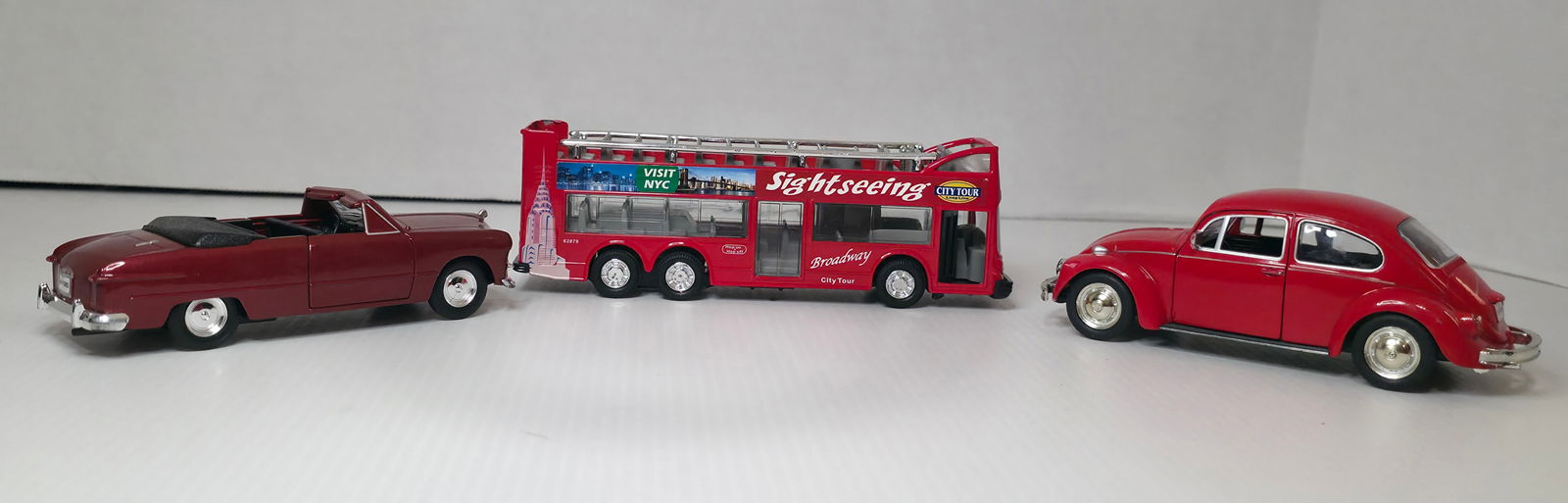 Diecast Vehicle Bundle Lot of 3 (Maisto 1949 Ford, Bus, VW Beetle) (1 of 10)