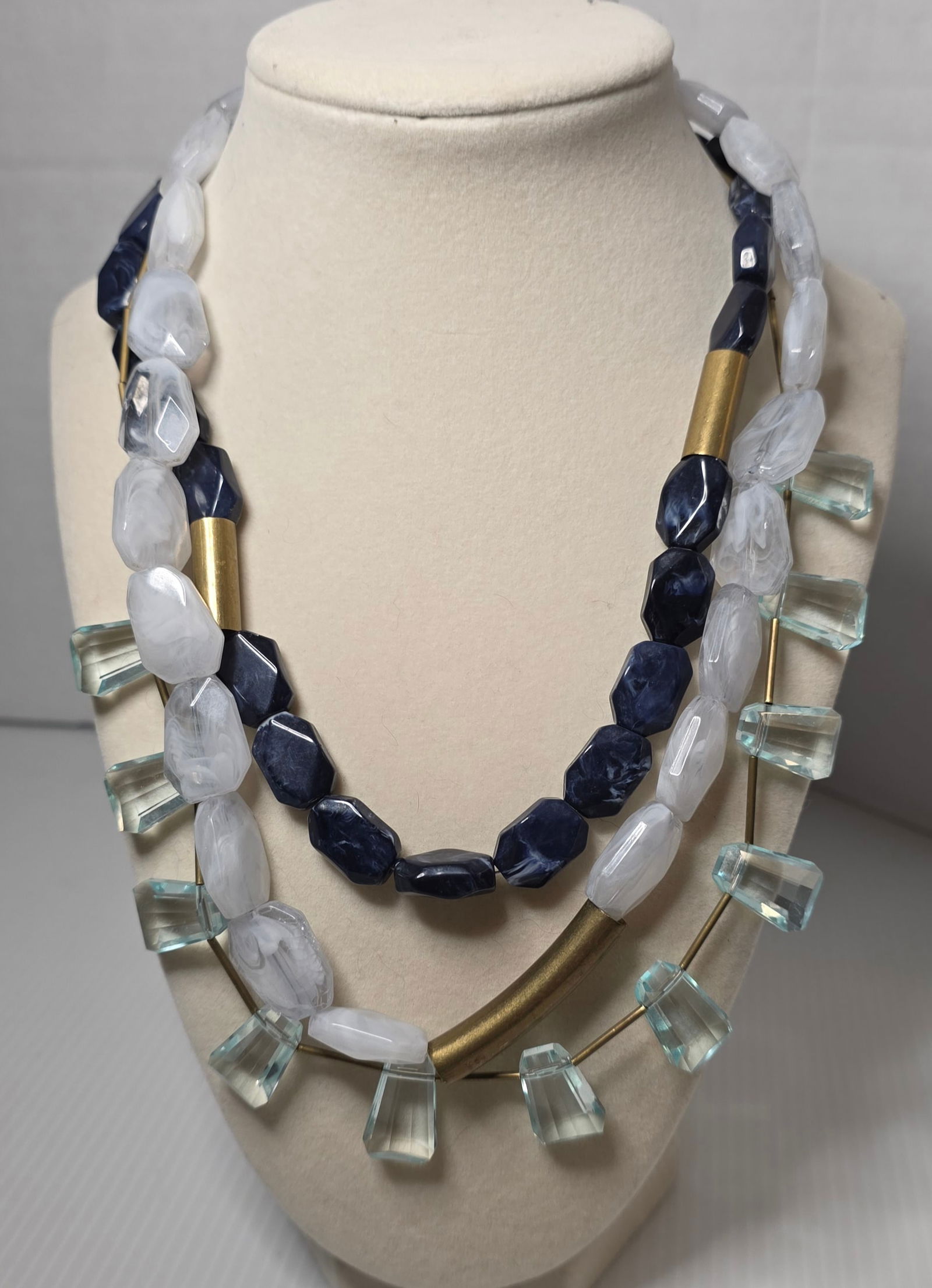 LOFT Multistrand Statement Necklace Blue White Acrylic Bead Gold Tone (1 of 7)