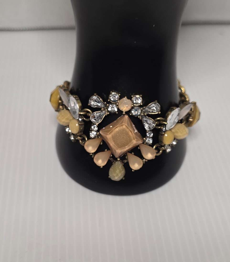 Vintage Style Gold Tone Rhinestone Statement Bracelet (1 of 8)