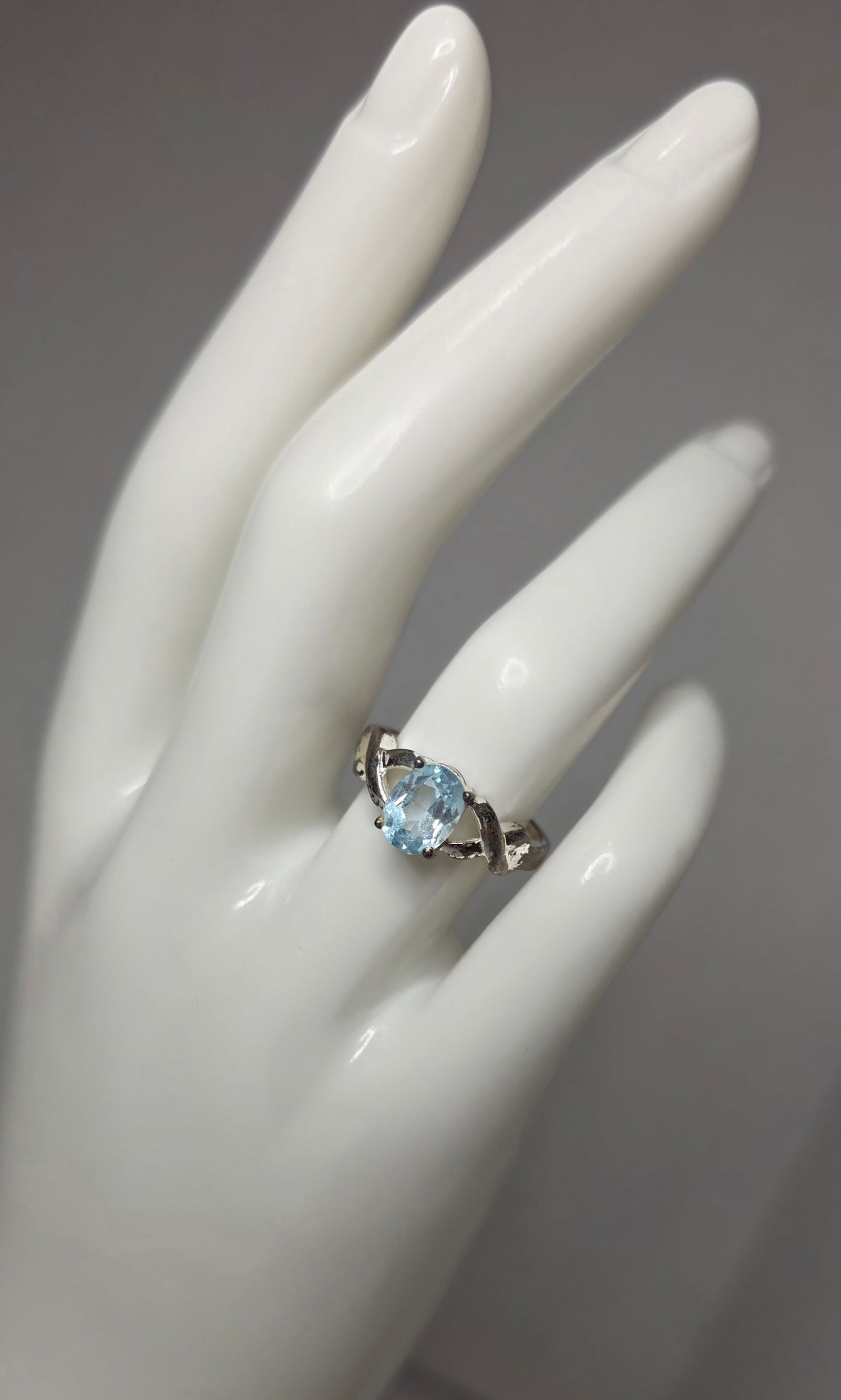 Sterling Silver 925 Blue Topaz Ring Size 7 (1 of 9)