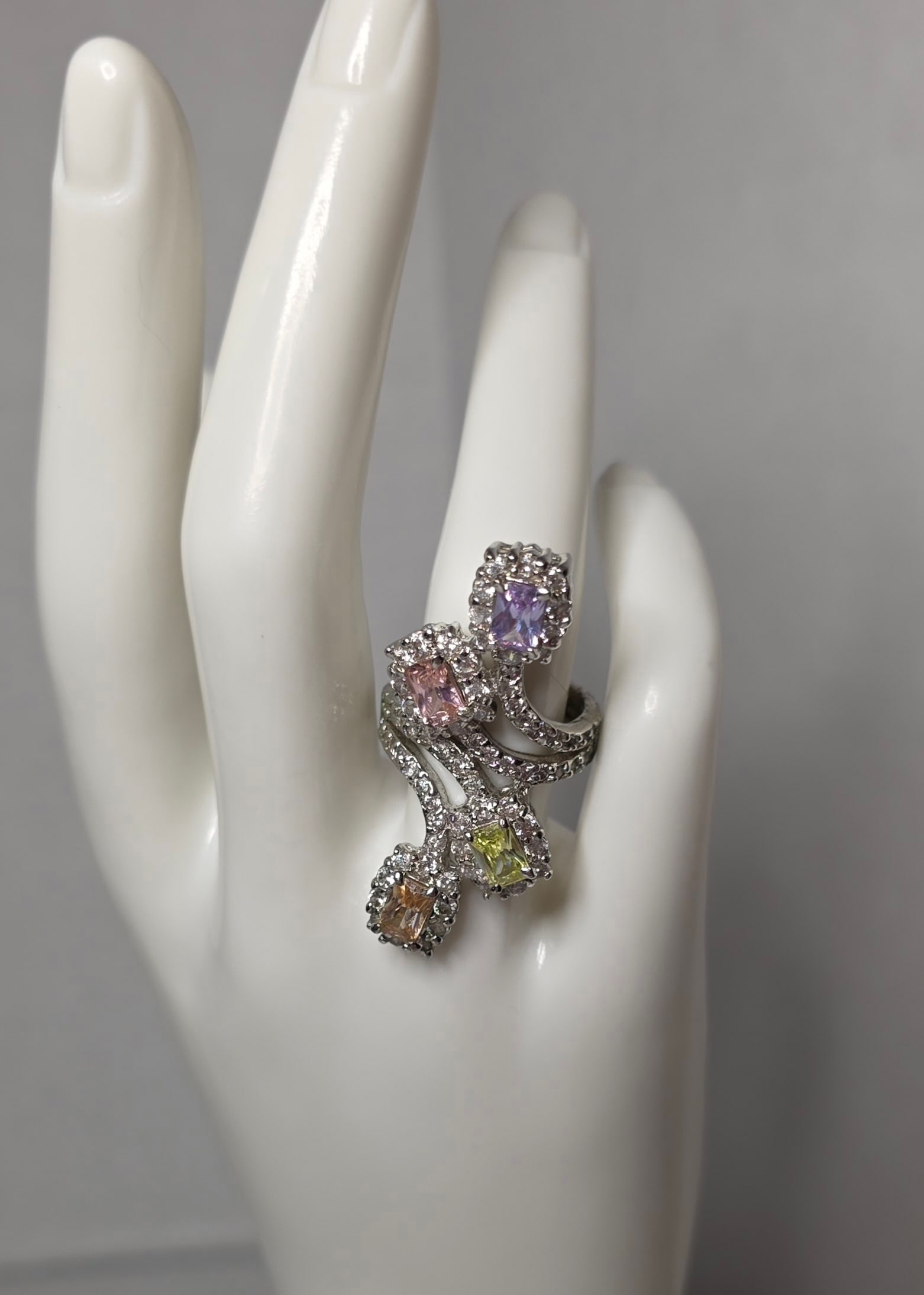 Size 7 Multi Color Gemstone Ring Silver Tone Cluster (1 of 10)