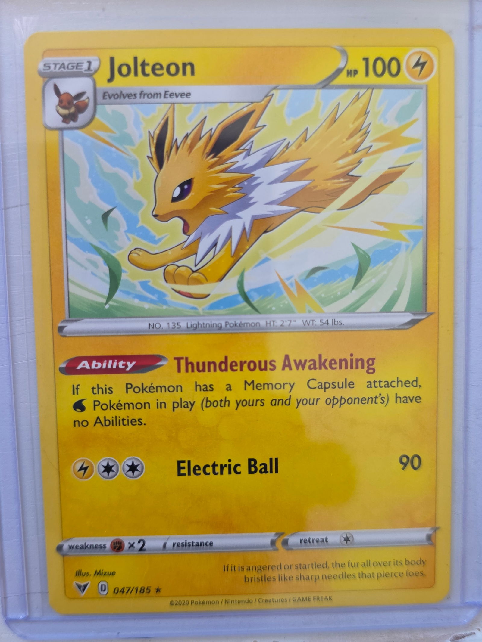 2020 Jolteon Vivid Voltage 047/185 Rare Pokemon Card (1 of 3)