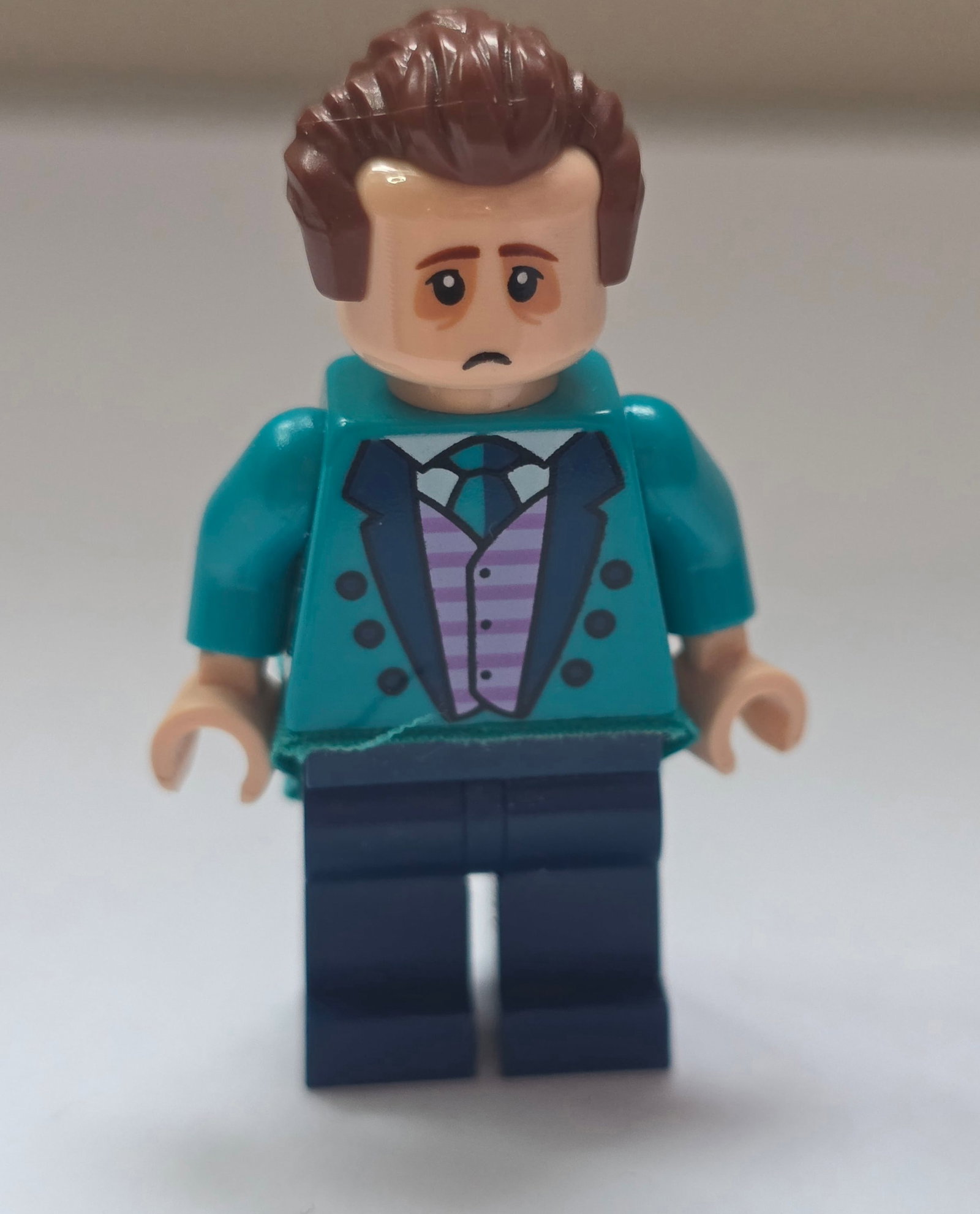 LEGO Disney Haunted Mansion Butler Minifigure dis081 (1 of 4)