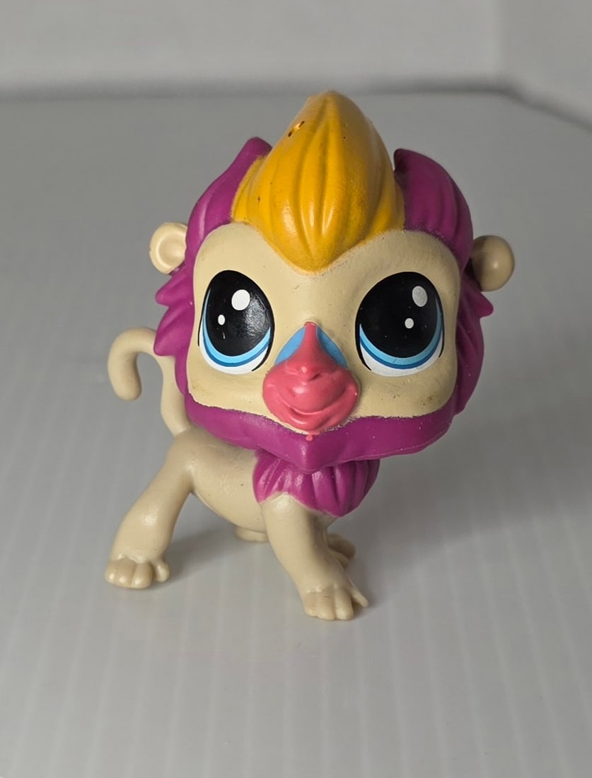 GEN 2 LPS Monkey #324 Tan Purple Mane Blue Eyes Hasbro (1 of 6)