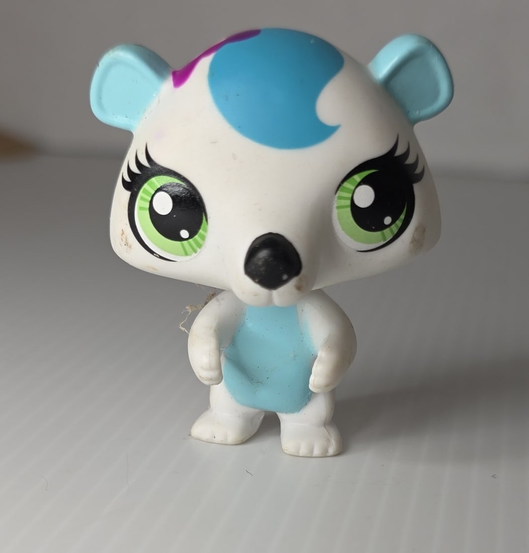GEN 3 Polar Bear #3210 White Blue Green Eyes Hasbro (1 of 6)