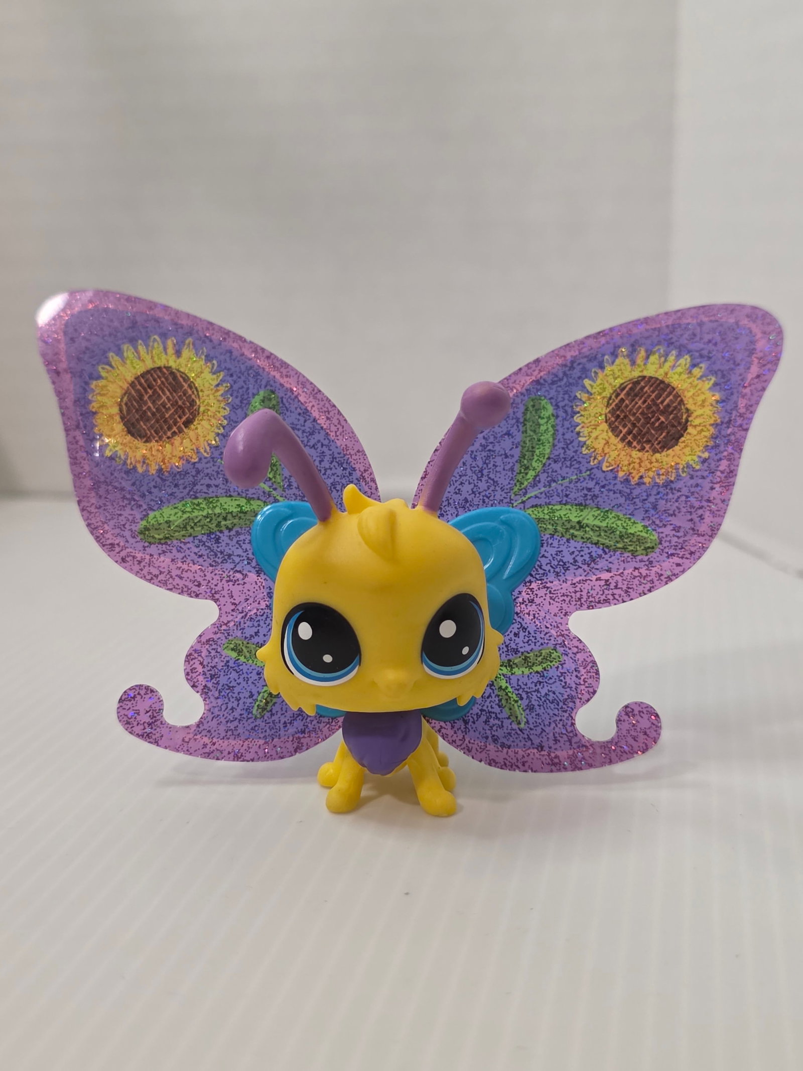 GEN 3 Butterfly Jake Butterflew #3-69 Yellow Purple Wings (1 of 7)