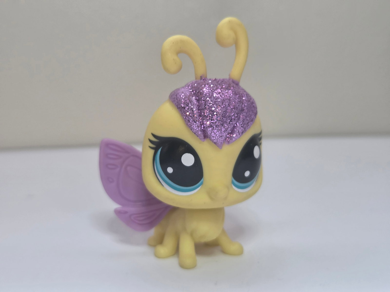 GEN 2 #2-S12 Glitzy Prettyfly Butterfly Yellow Purple (1 of 6)